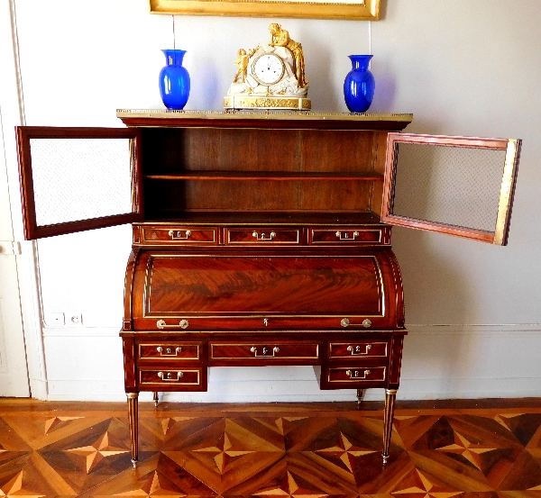 Louis XVI mahogany cylinder desk - France circa late 18th century 1780-90