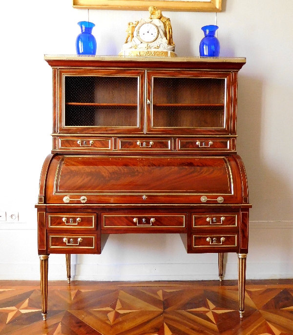 Louis XVI mahogany cylinder desk - France circa late 18th century 1780-90