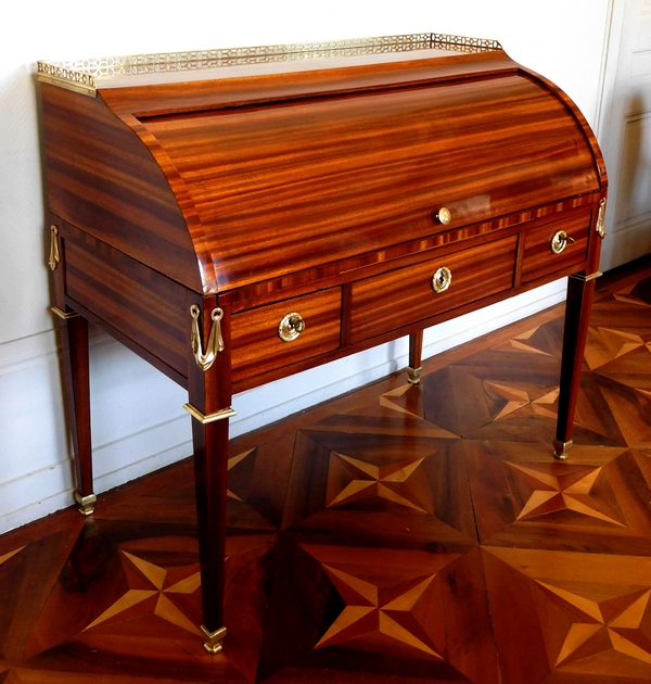 Louis XVI mahogany cylinder desk stamped Macret, circa 1780