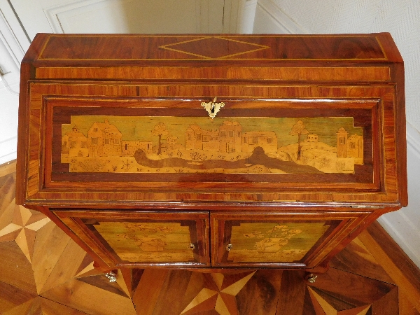 Topino : marquetry writing desk, Transition period - 18th century - stamped