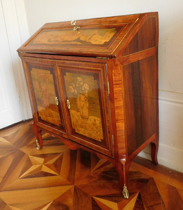 Topino : marquetry writing desk, Transition period - 18th century - stamped