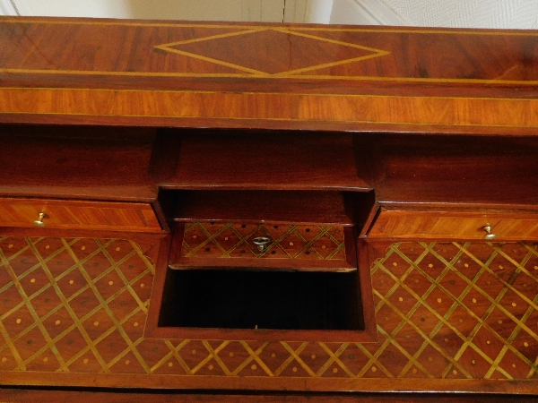 Topino : marquetry writing desk, Transition period - 18th century - stamped