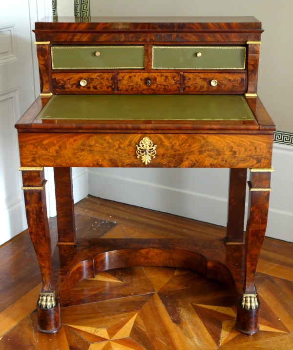 Bureau de milieu table à écrire cartonnier d'époque Empire en acajou et bronze doré