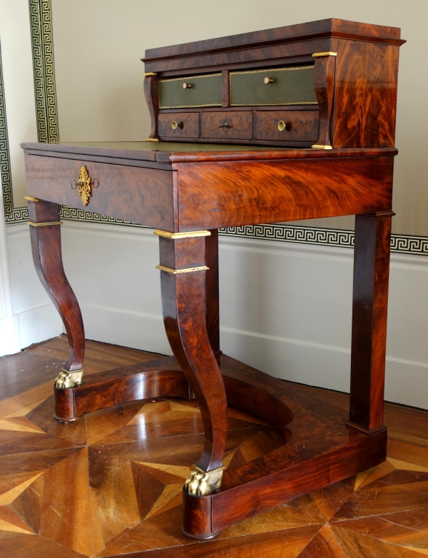 Bureau de milieu table à écrire cartonnier d'époque Empire en acajou et bronze doré
