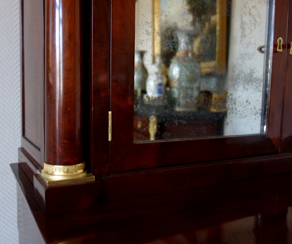 Meuble cabinet à secrets d'époque Empire en acajou et bronze doré au mercure