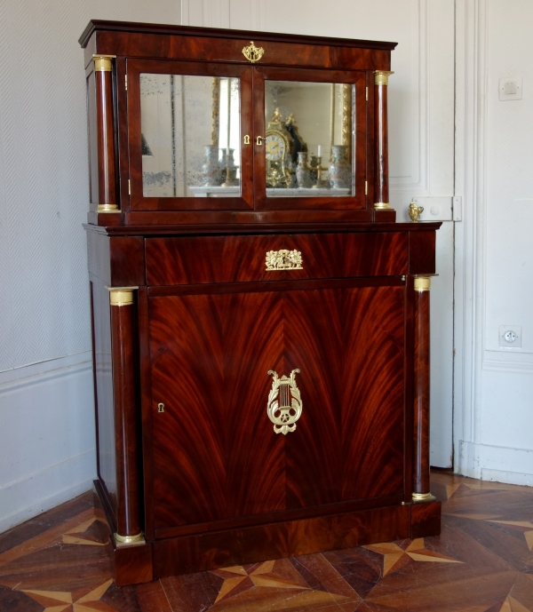 Meuble cabinet à secrets d'époque Empire en acajou et bronze doré au mercure