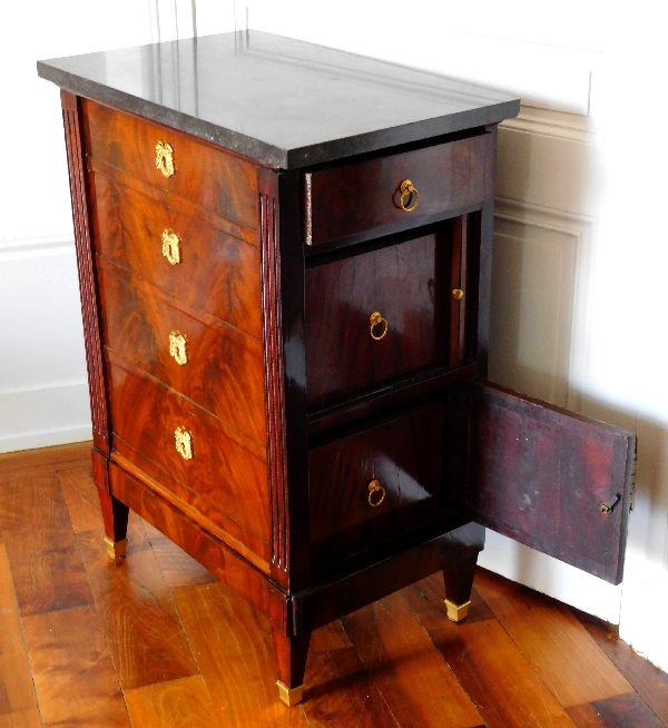 Louis XVI mahogany chest of drawers, side opening, France late 18th century