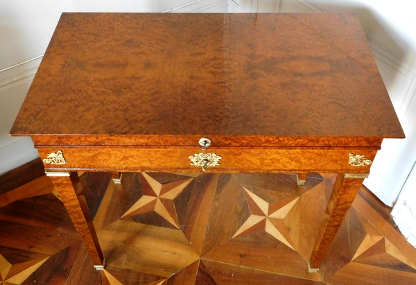 Empire burr wood writing table / dressing table - Empire period, early 19th century