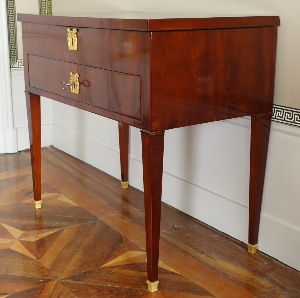 Empire mahogany dressing table for a man with a sliding top