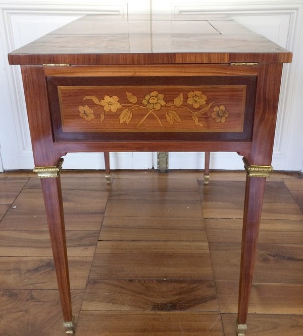 French antique dressing table, cabinetmaker Reizell stamp, Louis XVI period (18th century)