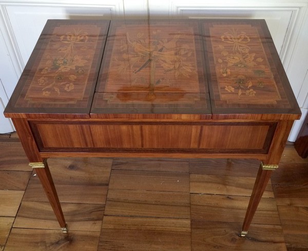 French antique dressing table, cabinetmaker Reizell stamp, Louis XVI period (18th century)