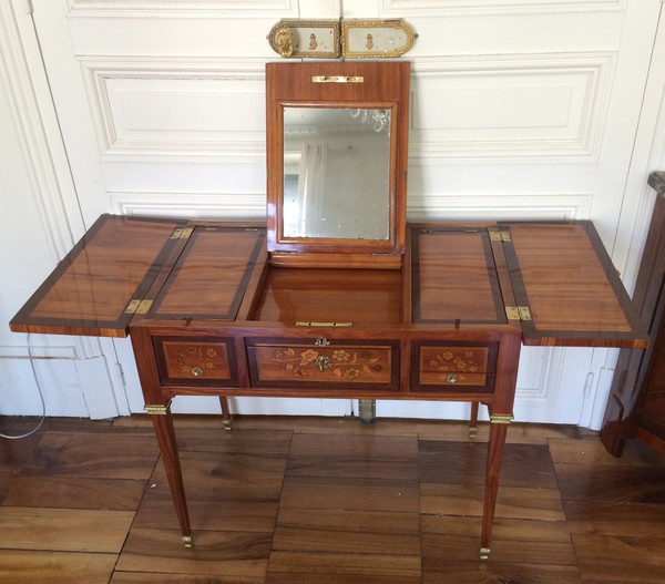 French antique dressing table, cabinetmaker Reizell stamp, Louis XVI period (18th century)
