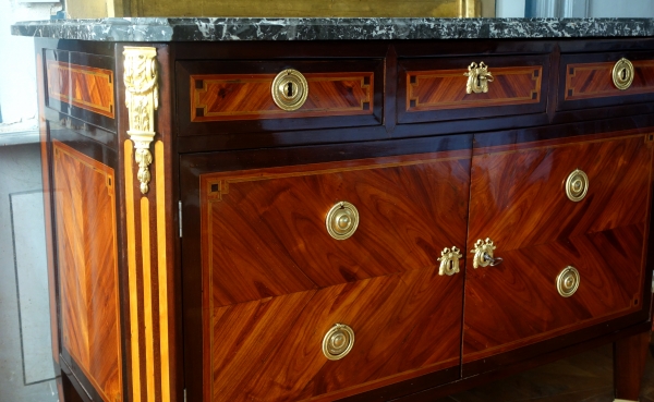 Louis XVI marquetry commode stamped Guignard, circa 1780