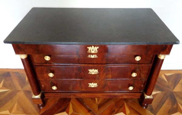 French Empire mahogany and ormolu chest of drawers / commode