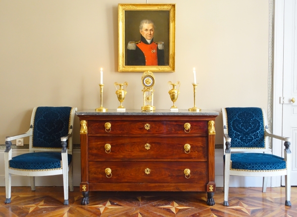 Early 19th century Empire mahogany chest of drawers, ormolu ornamentation