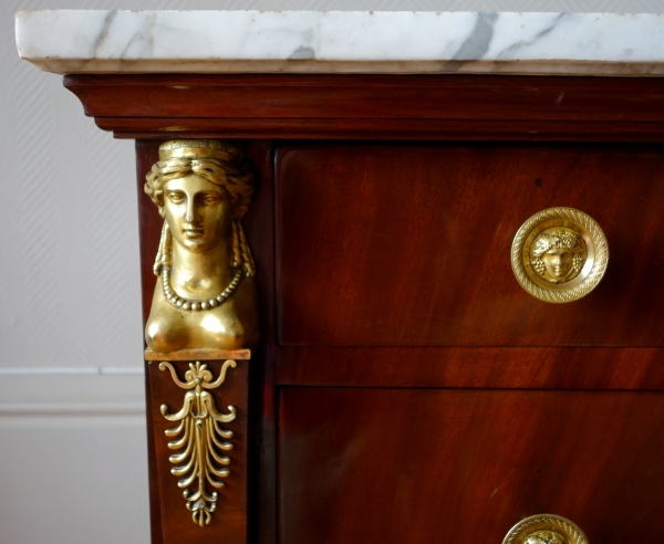 Mahogany and ormolu commode / chest of drawers, Consulate production circa 1800