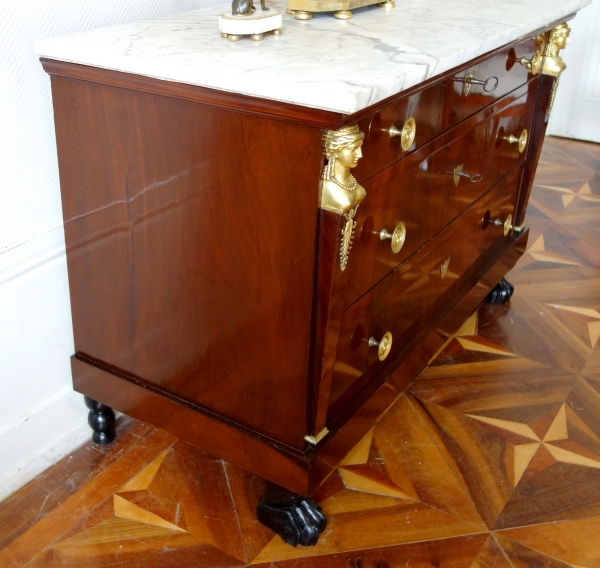 Mahogany and ormolu commode / chest of drawers, Consulate production circa 1800