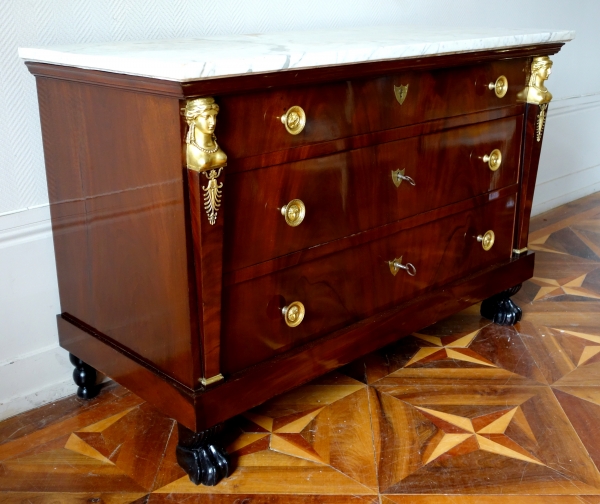 Mahogany and ormolu commode / chest of drawers, Consulate production circa 1800