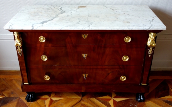 Mahogany and ormolu commode / chest of drawers, Consulate production circa 1800