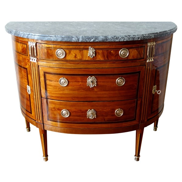 Fidelys Schey : commode demi-lune d'époque Louis XVI en marqueterie