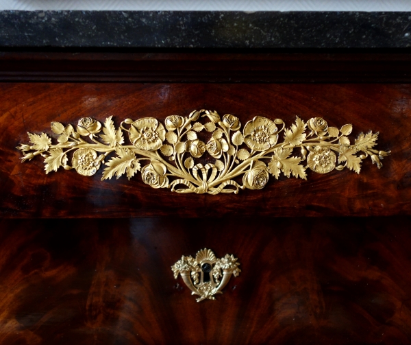 Empire mahogany commode / chest of drawers, France, early 19th century circa 1820