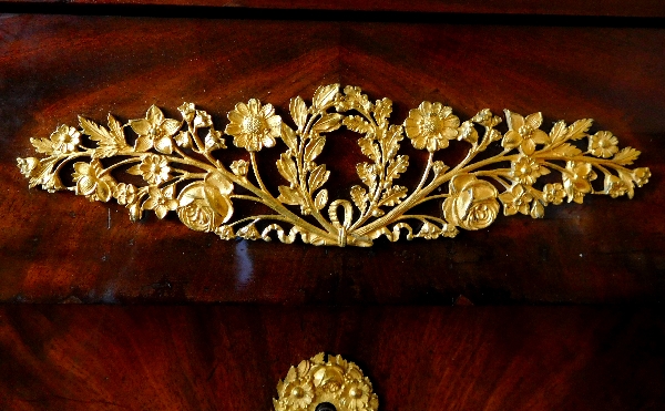 Empire mahogany commode / chest of drawers, France, early 19th century circa 1820