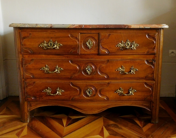 Claude Lebesgue : commode Ile-de-France d'époque Régence en chêne, estampillée