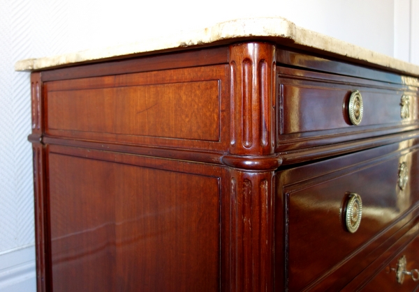 Nicolas Petit : Louis XVI mahogany commode / chest of drawers, 18th century - signed