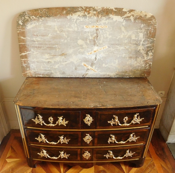 Jean Mathieu Chevallier : commode d'époque Régence Louis XV en bois de violette - estampille