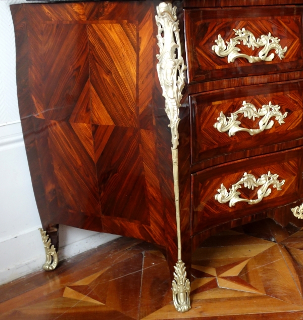 Jean Baptiste Hedouin : Louis XV violetwood marquetry and Portor marble commode - stamped