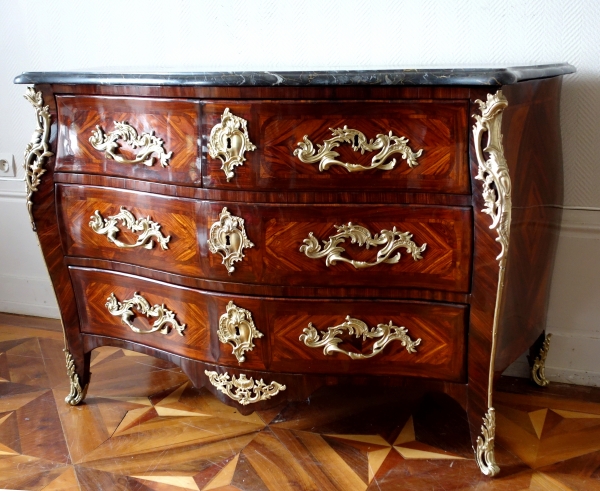 Jean Baptiste Hedouin : Louis XV violetwood marquetry and Portor marble commode - stamped