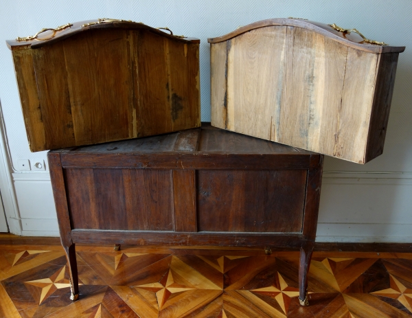 Louis XV marquetry commode stamped Antoine Mathieu Criaerd, 18th century