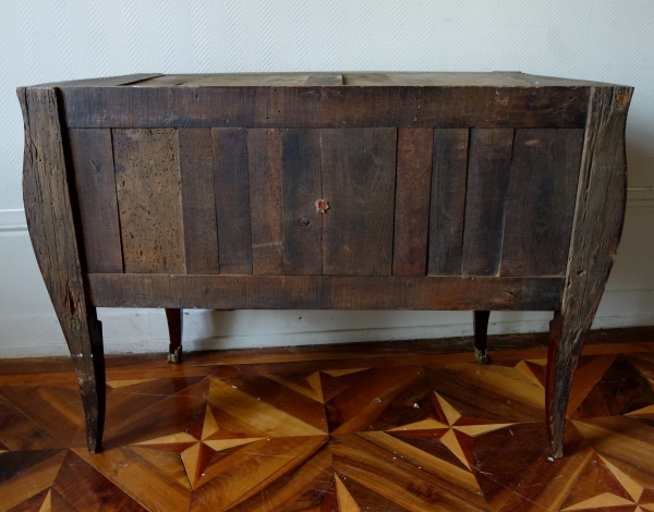 Louis XV violet wood marquetry commode / chest of drawers