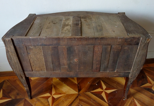 Commode Louis XV en marqueterie de bois de violette