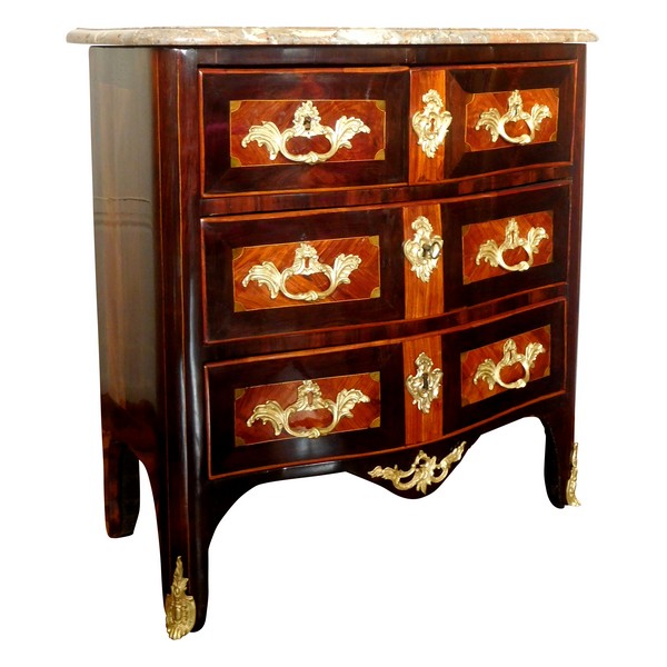 Jean Holthausen : petite commode d'époque Louis XV en marqueterie estampillée - largeur 80cm