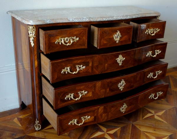 Francois Garnier : large marquetry commode, 18th century production - Louis XV period - stamped