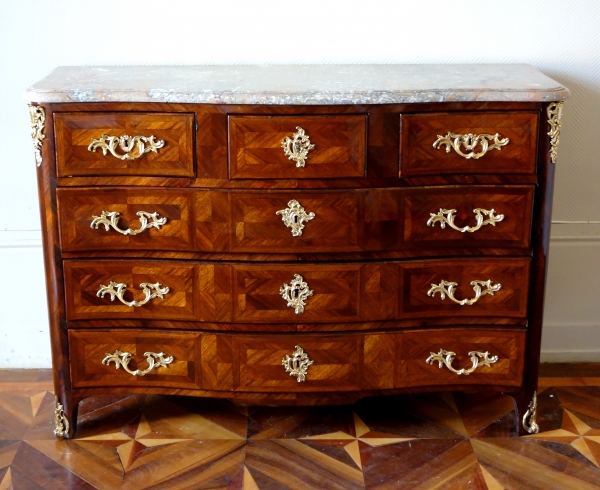 Francois Garnier : large marquetry commode, 18th century production - Louis XV period - stamped