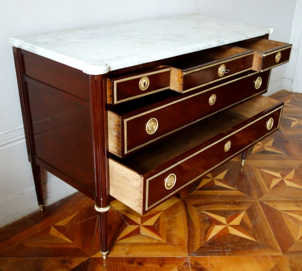 Etienne Avril : Louis XVI mahogany and ormolu commode - stamped