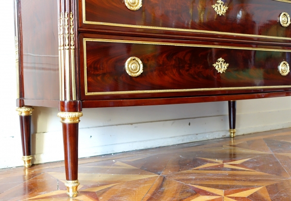 Stockel : Louis XVI mahogany & ormolu chest of drawers - late 18th century - stamped