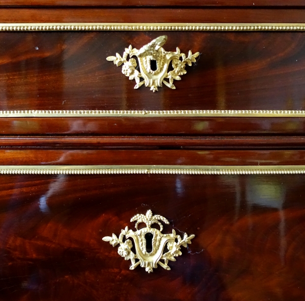 Stockel : Louis XVI mahogany & ormolu chest of drawers - late 18th century - stamped