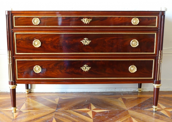 Stockel : Louis XVI mahogany & ormolu chest of drawers - late 18th century - stamped