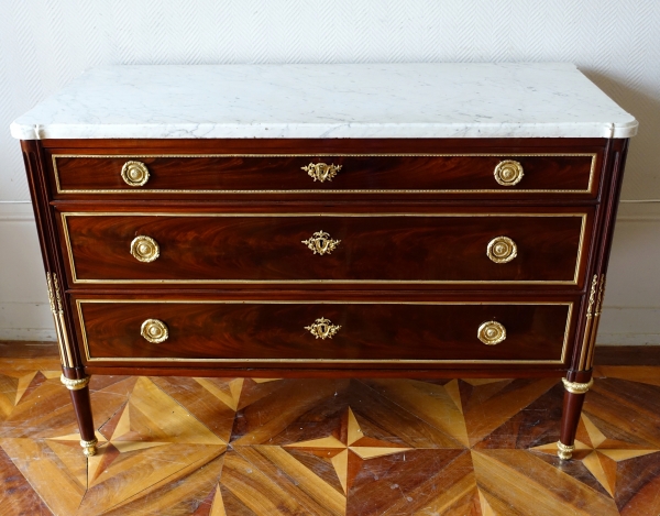 Stockel : Louis XVI mahogany & ormolu chest of drawers - late 18th century - stamped