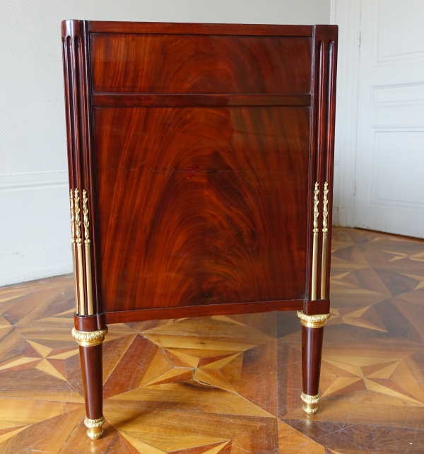 Stockel : Louis XVI mahogany & ormolu chest of drawers - late 18th century - stamped