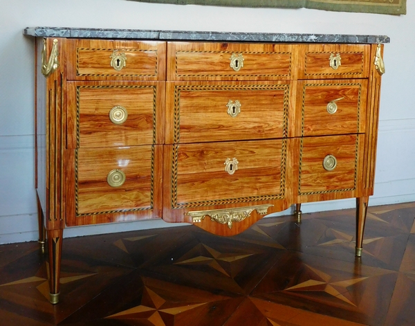 Jacques Bircklé : grande commode d'époque Louis XVI estampillée