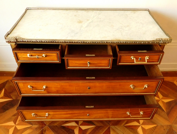 Large Louis XVI lemon tree and mahogany commode, late 18th century