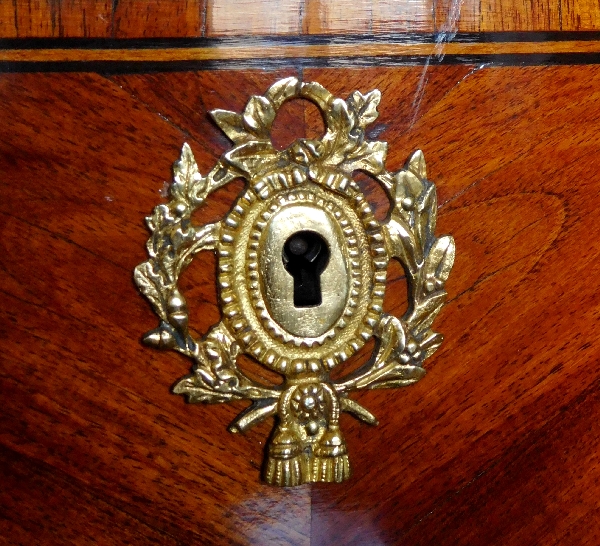 Louis XVI marquetry commode / chest of drawers stamped Guignard, 18th century