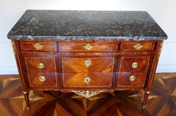 Louis XVI marquetry commode / chest of drawers stamped Guignard, 18th century