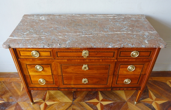 JB Vassou : commode d'époque Louis XVI, marqueterie de bois de rose & bronze doré - estampillée