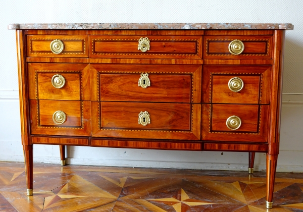 JB Vassou : commode d'époque Louis XVI, marqueterie de bois de rose & bronze doré - estampillée