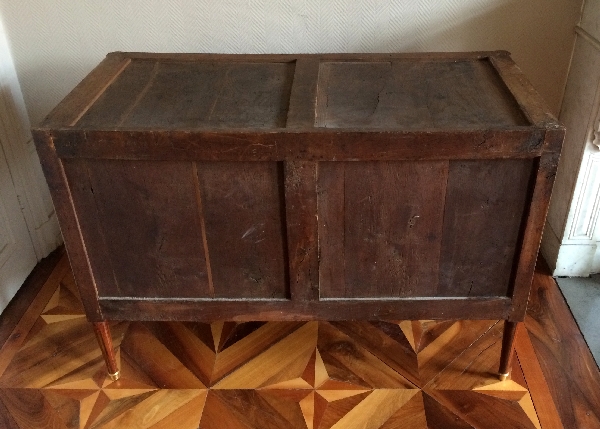 Commode d'époque Louis XVI en marqueterie de satiné et bois de rose